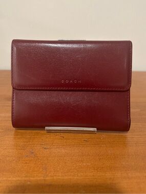 Coach Bordeaux Trifold Leather Wallet